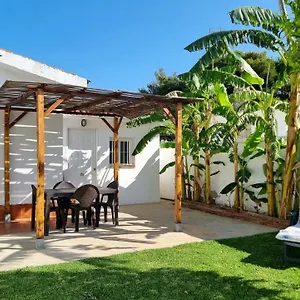 Privado Con Jardin, Piscina Elevada Y Bbq Сasa de vacaciones